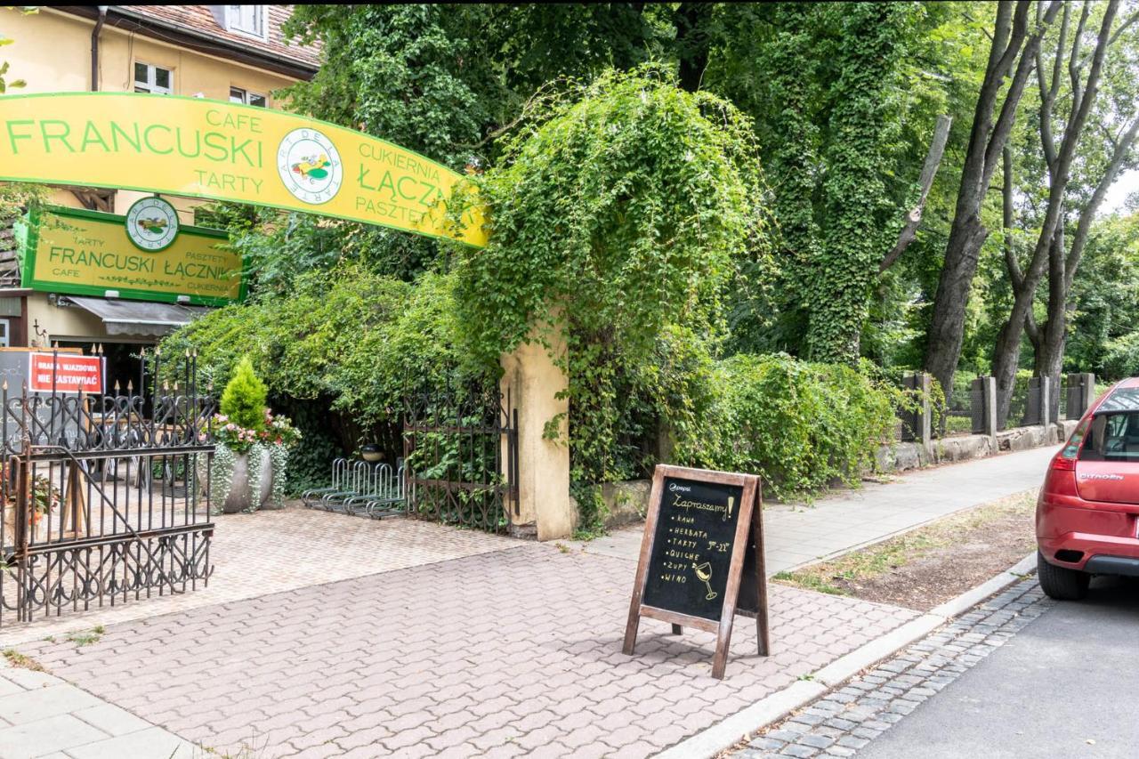 Green Spot Poznań Buitenkant foto